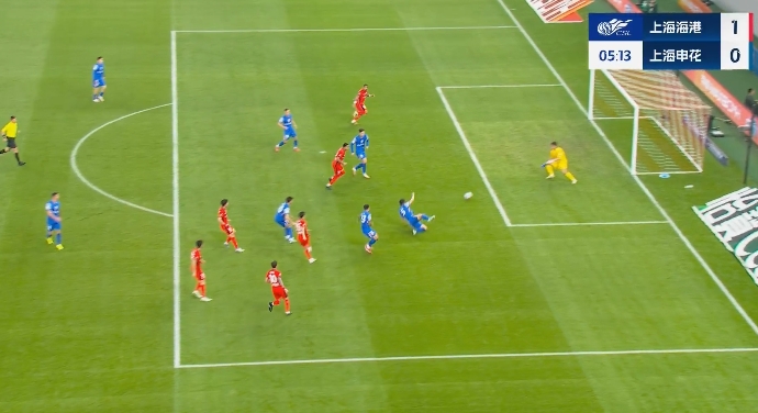 半场-刘若钒破门特谢拉后场被断致丢球+中柱 上海海港1-0上海申花